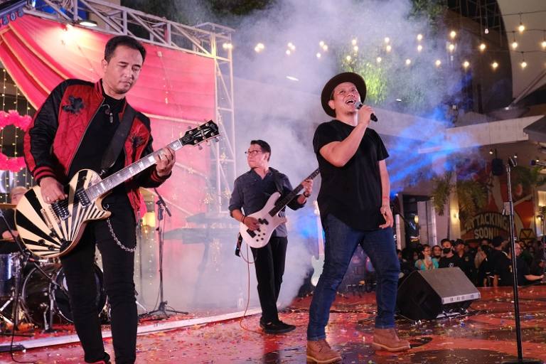 Celebrating New Year&rsquo;s Eve 2023 with Padi Reborn