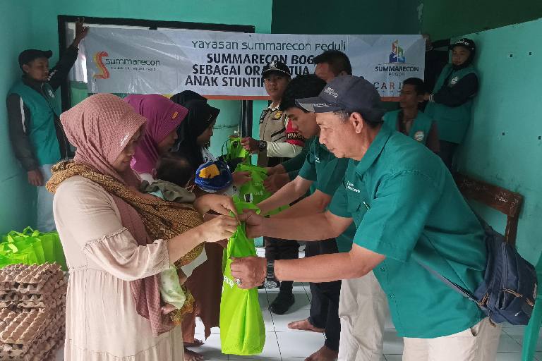 Summarecon Bogor Cares for Stunting Children and Pregnant Women in the Surrounding Area
