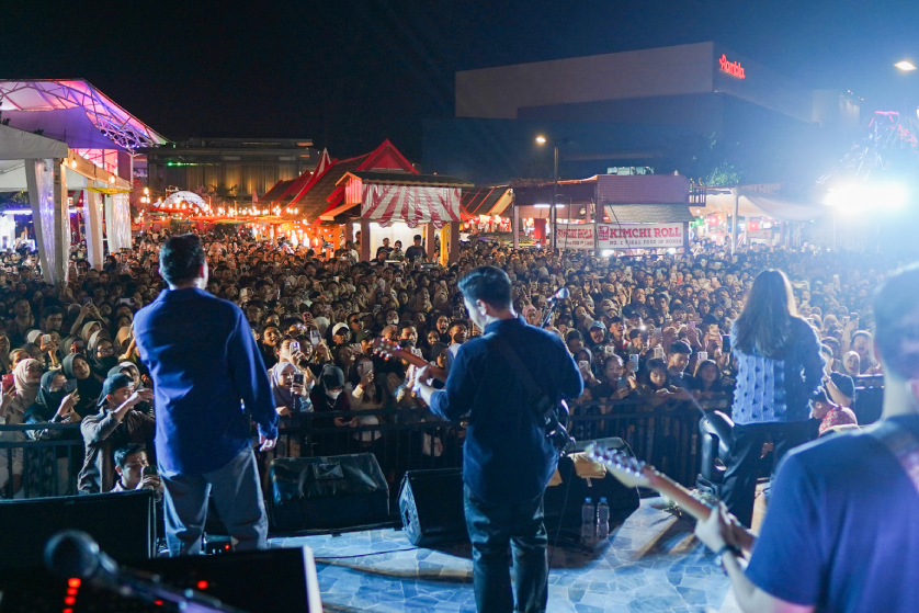 gallery/7458/FKB 4.png