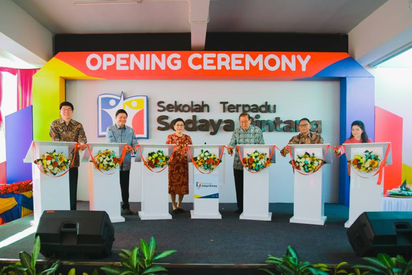 gallery/7529/Gallery Peresmian STSB 1.jpg